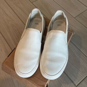 UGG Women’s Slip On Leather Sneakers